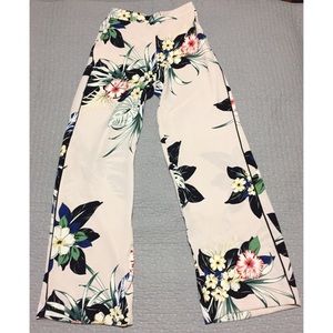 Blush Floral Wide Leg Pants - Zara